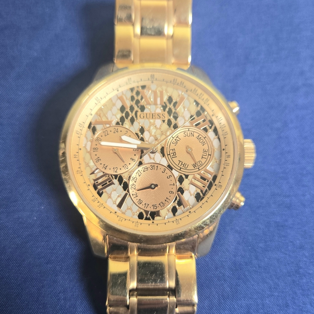 Guess Gold Watch with Intricate Snakeskin Dial